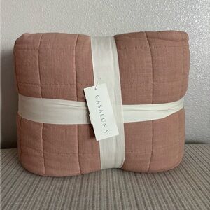 NWT King Heavyweight Linen Blend Quilt Light Adobe Clay - Casaluna